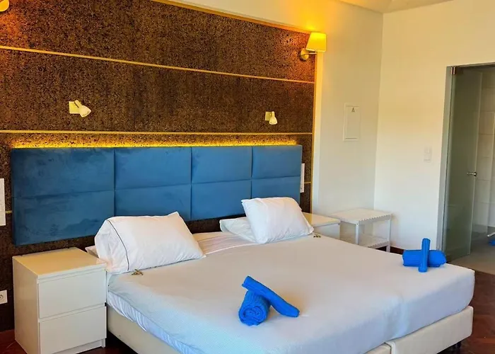 Republica83-lisbonhome 게스트하우스 3*