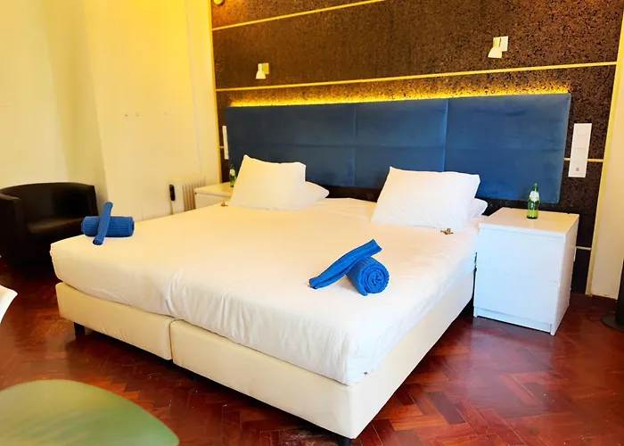 Republica83-lisbonhome 3*