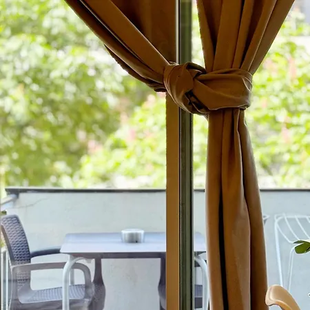 Republica83-lisbonhome Vendégház 3*