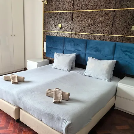 Republica83-lisbonhome Guest house